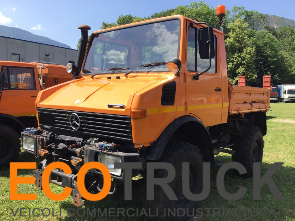 MERCEDES-BENZ UNIMOG 1000 4×4